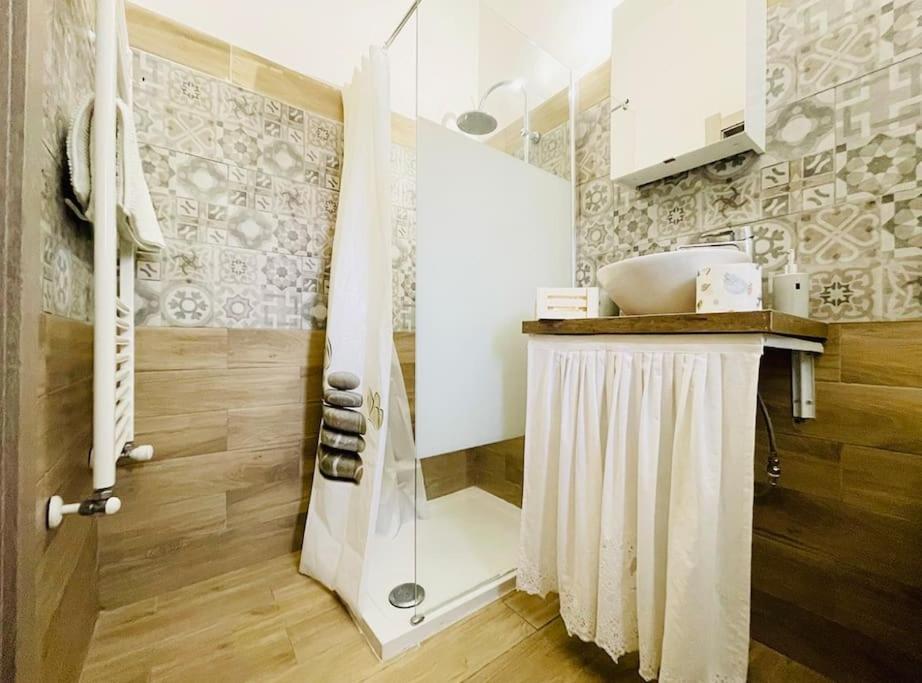 Porta Palazzo 15 Min - Suite Con Netflix & Wi-Fi Turín Exteriér fotografie